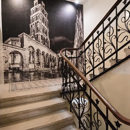 Hotel Square Heritage Split
