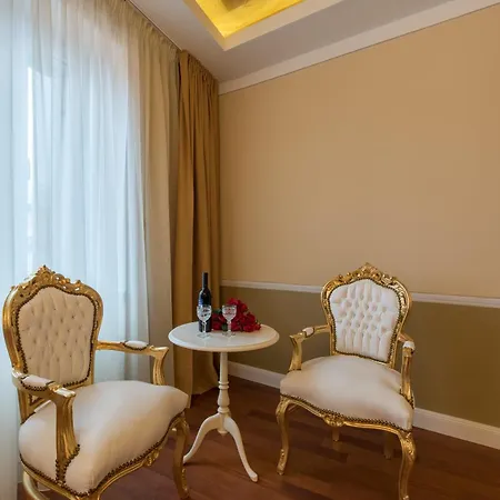Square Heritage 4* Спліт