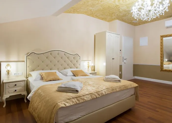 Square Heritage سبليت