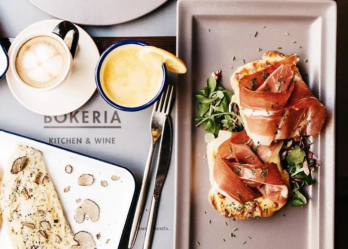 Square Heritage فندق 4*